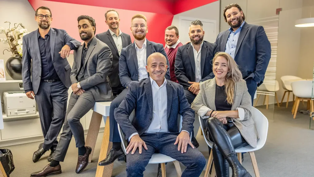 Kompetent, engagiert und mit viel «Gspüri» für ihre Kundschaft: das Helsana-Beratungsteam in Bern.